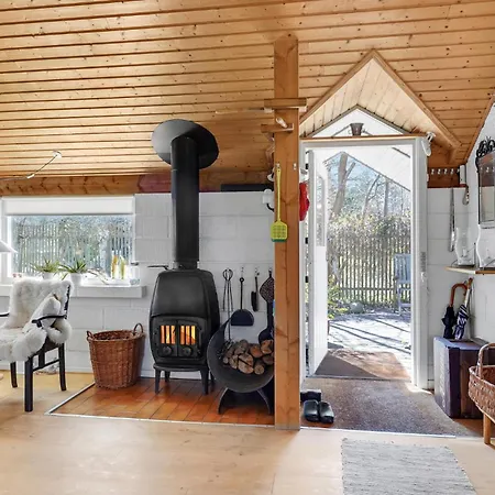 Pet Friendly In With Wifi Nordenbro Vesteregn