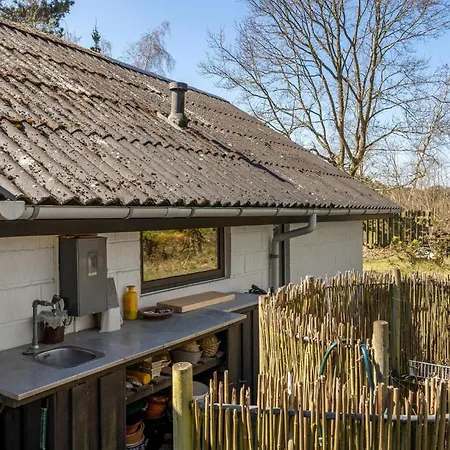 Pet Friendly In With Wifi Holiday home